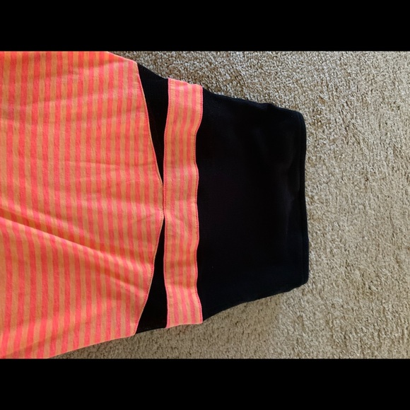 Hurley XS dress - Picture 2 of 3